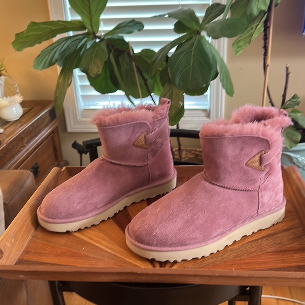 UGG BAILEY FLEX SUEDE MINI SHEARLING LINED BOOTS